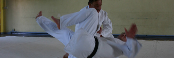 Shihan Derek Joyce demonstrating judo throws.